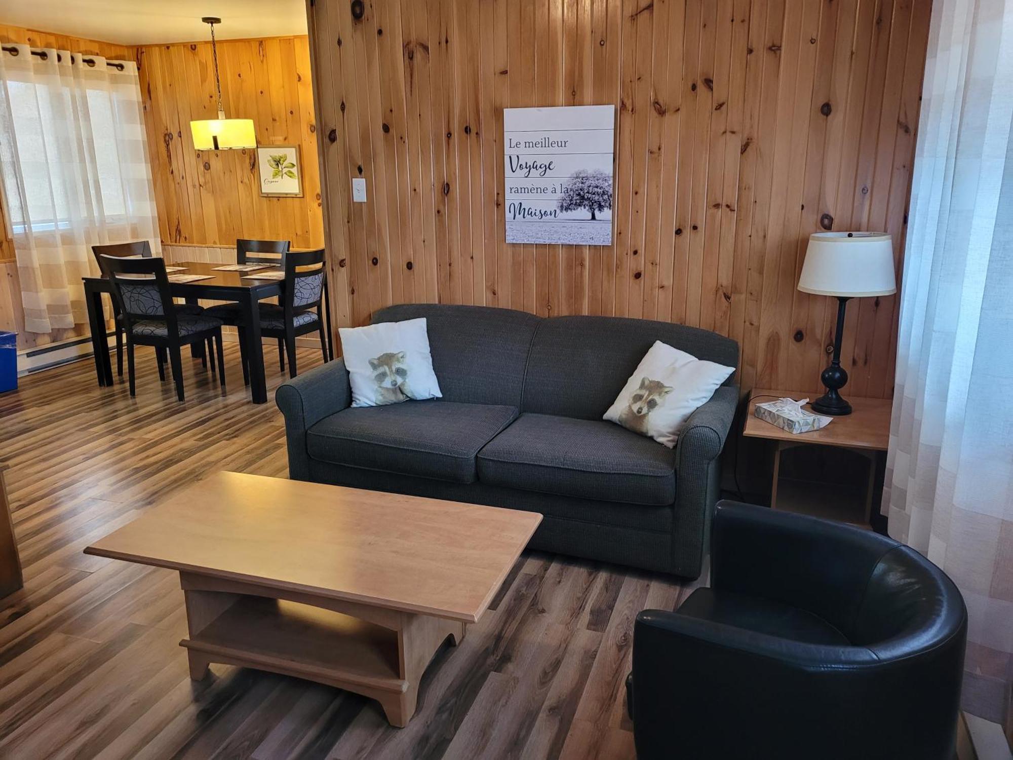 Centre De Vacances 5 Etoiles Family Resort Sacre-Coeur Екстериор снимка
